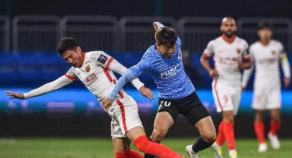 英雄联盟官网-大连人三战海港均大比分落败 何塞用人再受质疑